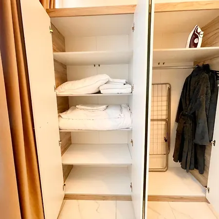 My - The Velvet Nest Apartament *