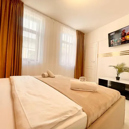 My - The Velvet Nest Apartament